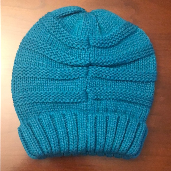 CC Beanie - Picture 2 of 3